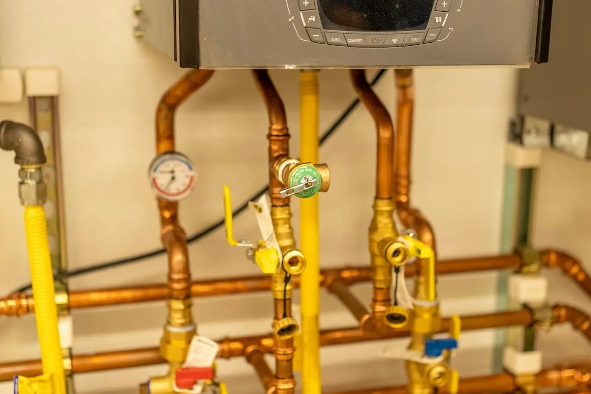 Licensed technician providing Slab Leak Repair for a homeowner in Georgetown